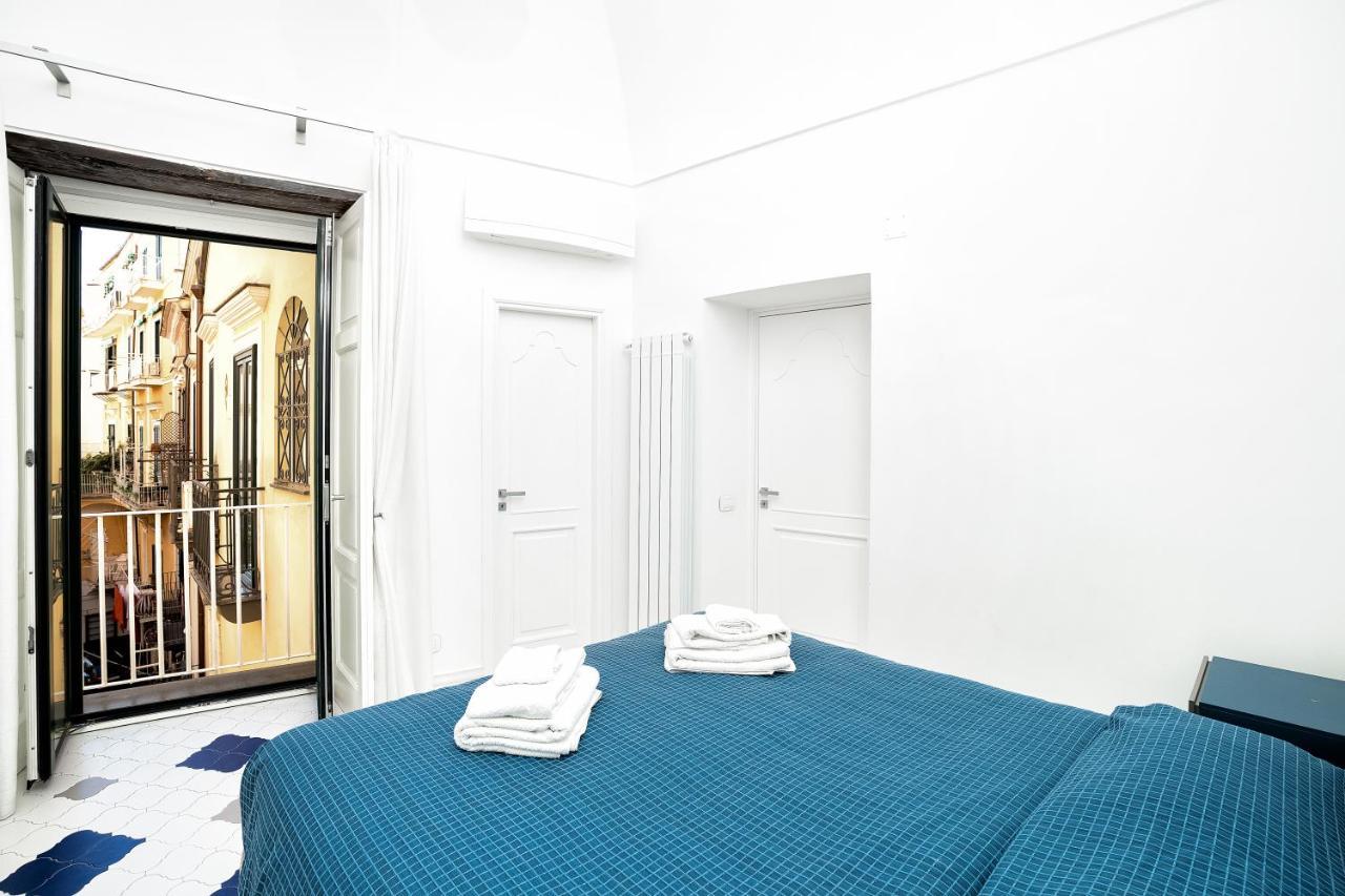 La Finestra Sul Corso Villa Amalfi Exteriör bild