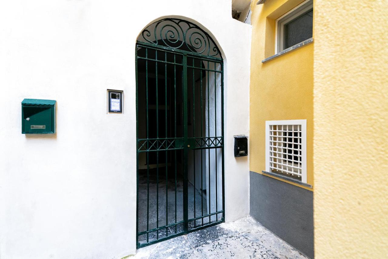 La Finestra Sul Corso Villa Amalfi Exteriör bild